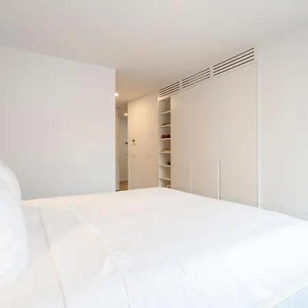 Center Luxury Triplex Villa Cascaes