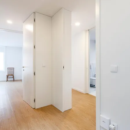 Center Luxury Triplex Villa Cascaes