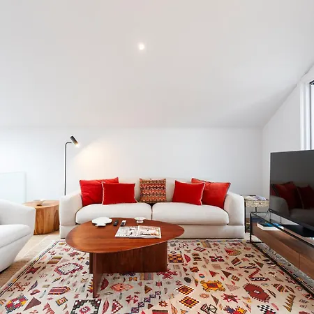 Center Luxury Triplex *