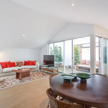 Center Luxury Triplex *