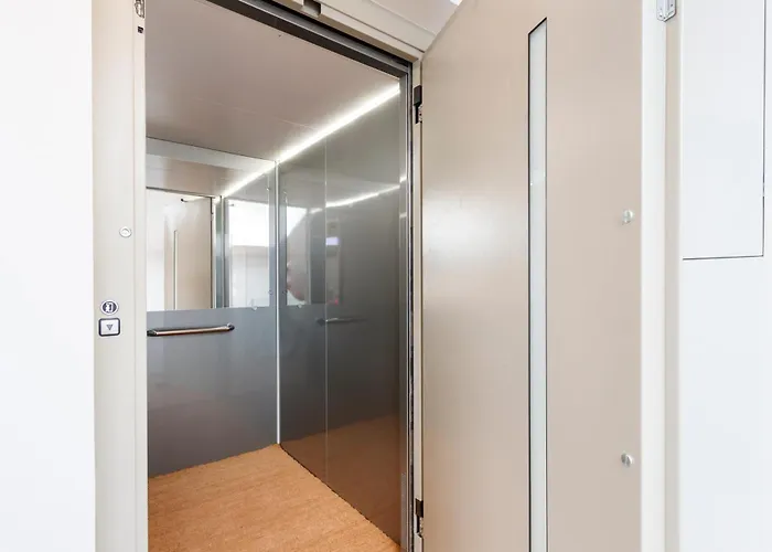 Center Luxury Triplex
