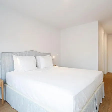 Center Luxury Triplex *